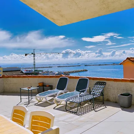 Lujo Y Vistas Panoramicas En Primera Linea De Mar